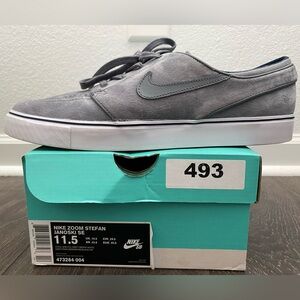 NIKE ZOOM STEFAN JANOSKI SE/ cool grey obsidian white/ size 11.5